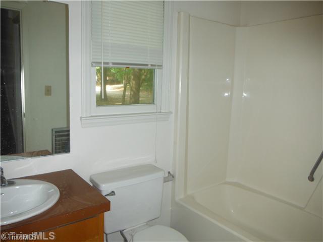 2483 Riverside Drive Lexington, NC 27292 - Photo 8 of 11 Other Bath.