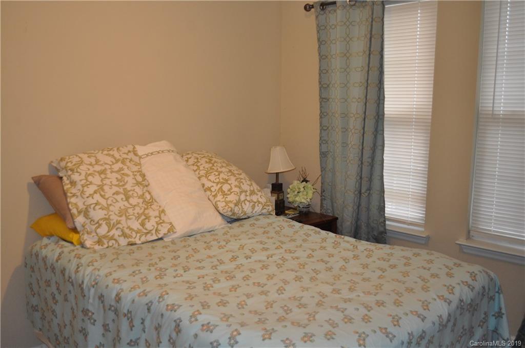 4310 Lothar Ridge Lane Charlotte, NC 28216 - Photo 12 of 14 Gallery Image 12