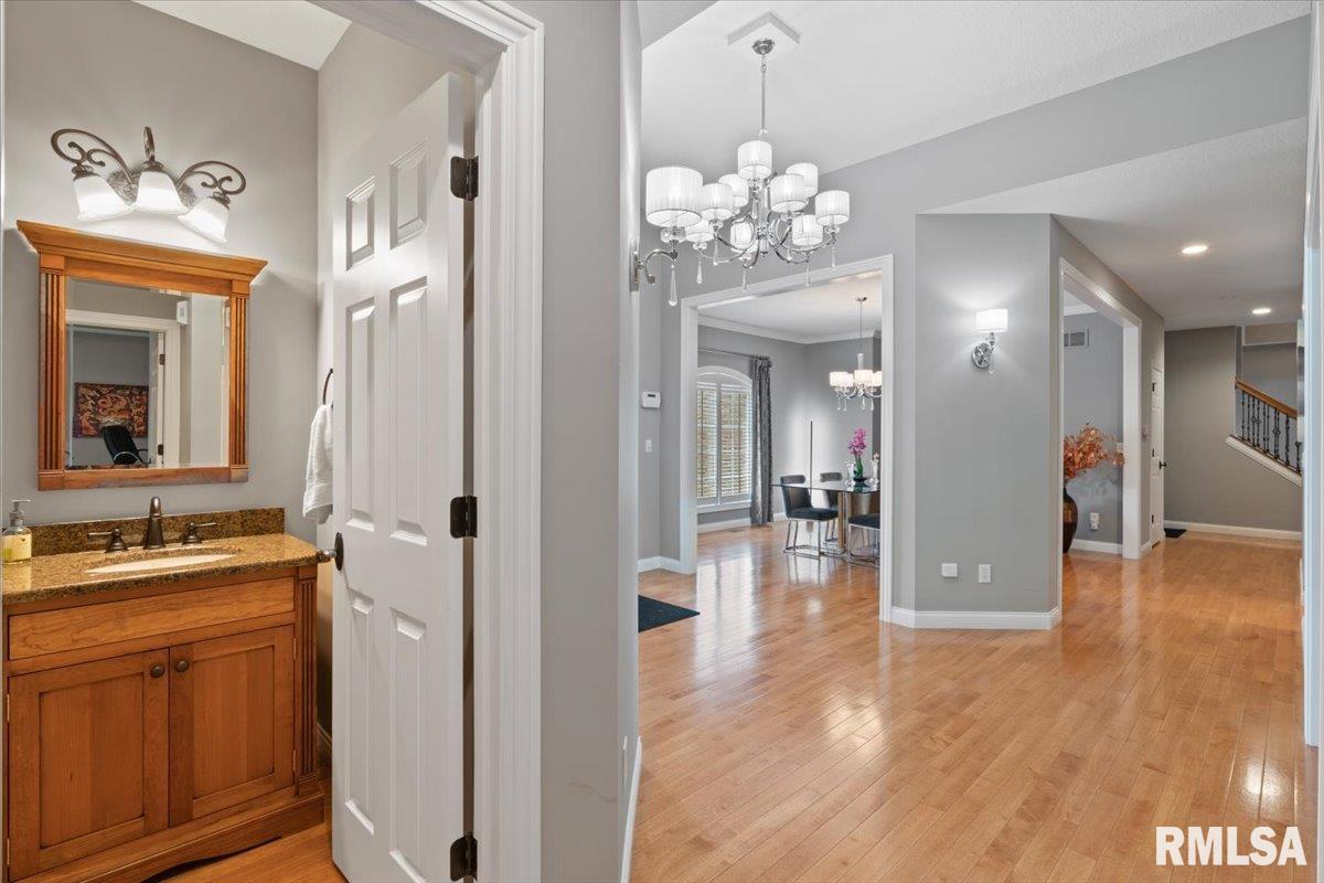 5985 Eagle Ridge Road Bettendorf, IA 52722 - Photo 26 of 69