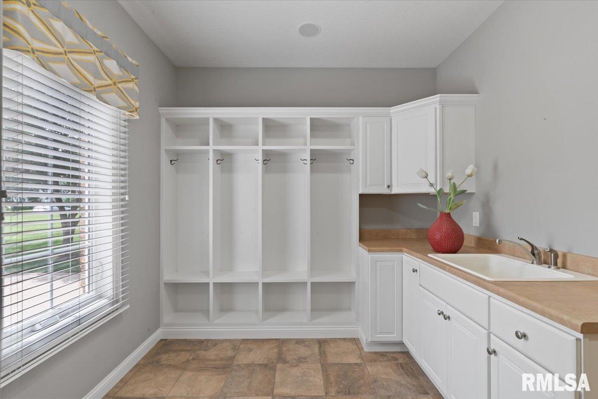 5985 Eagle Ridge Road Bettendorf, IA 52722 - Photo 27 of 69