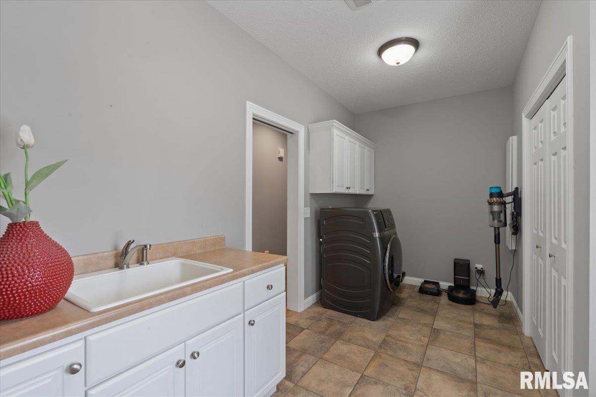 5985 Eagle Ridge Road Bettendorf, IA 52722 - Photo 28 of 69