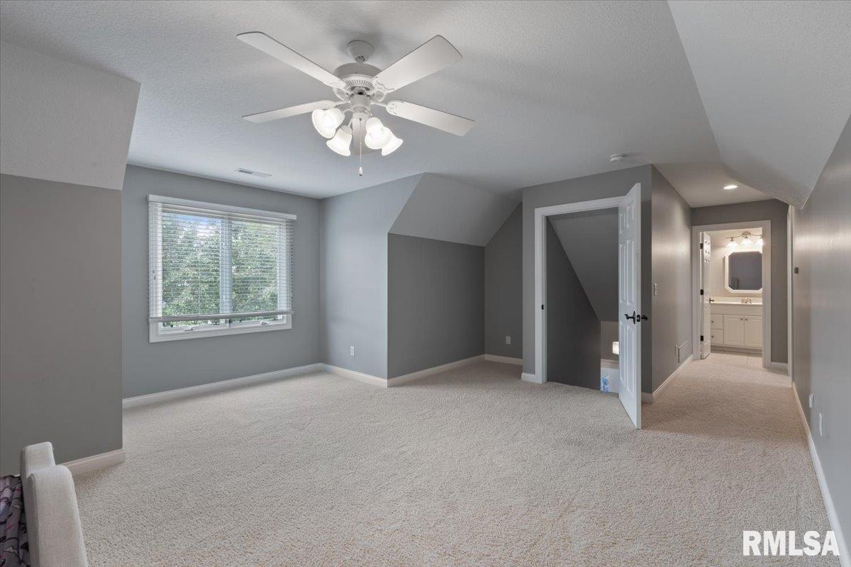 5985 Eagle Ridge Road Bettendorf, IA 52722 - Photo 35 of 69