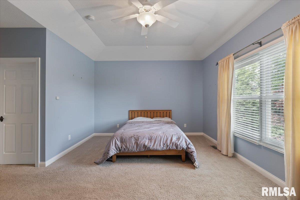 5985 Eagle Ridge Road Bettendorf, IA 52722 - Photo 39 of 69