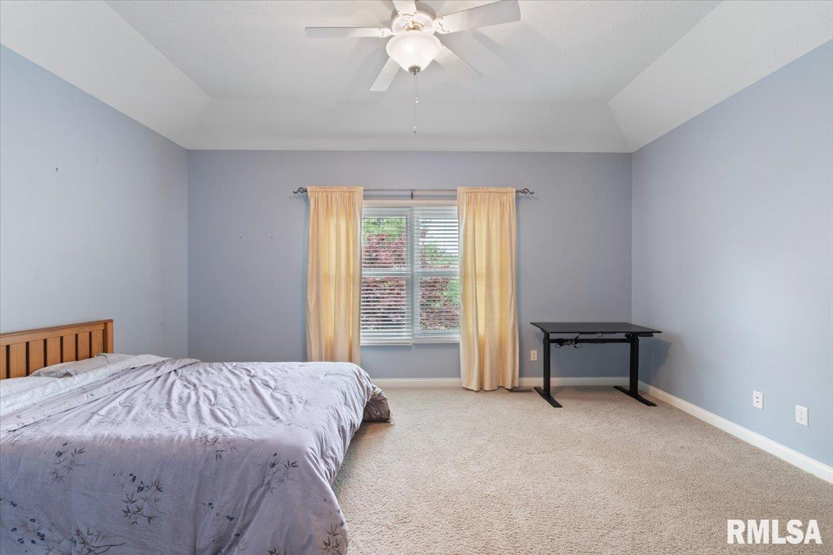 5985 Eagle Ridge Road Bettendorf, IA 52722 - Photo 40 of 69
