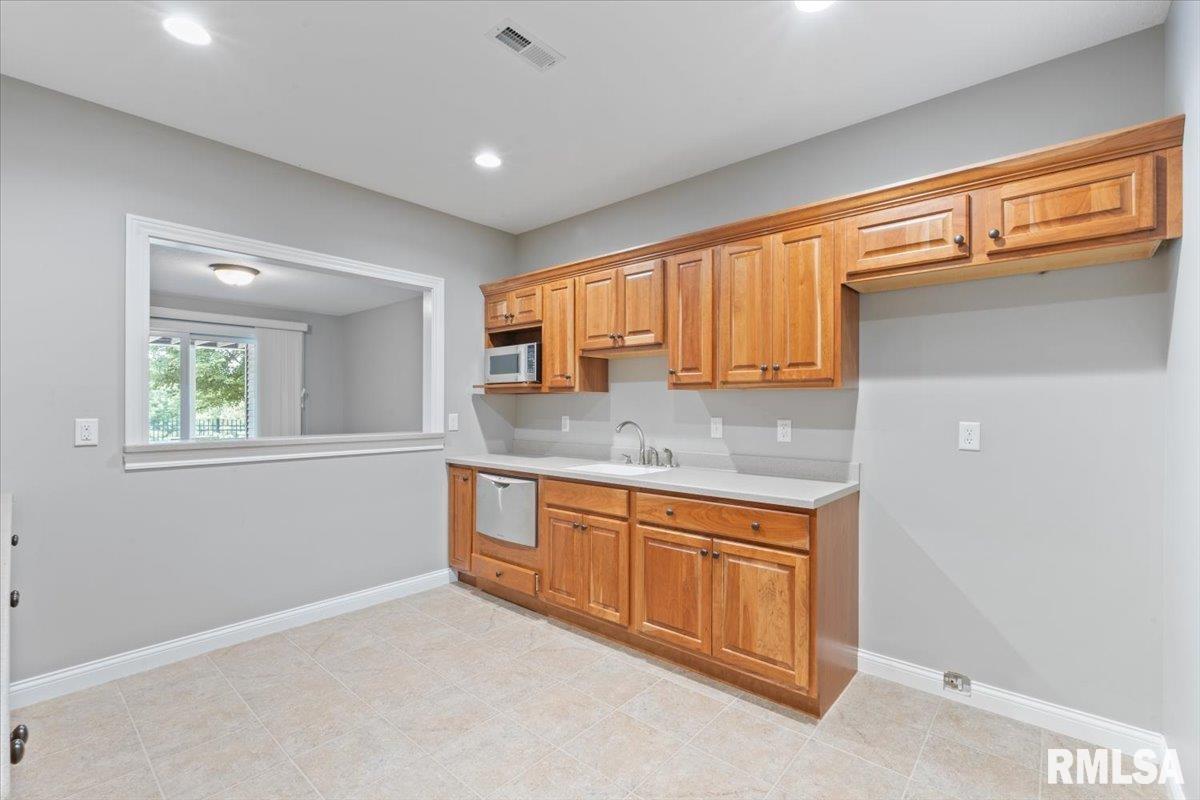 5985 Eagle Ridge Road Bettendorf, IA 52722 - Photo 50 of 69