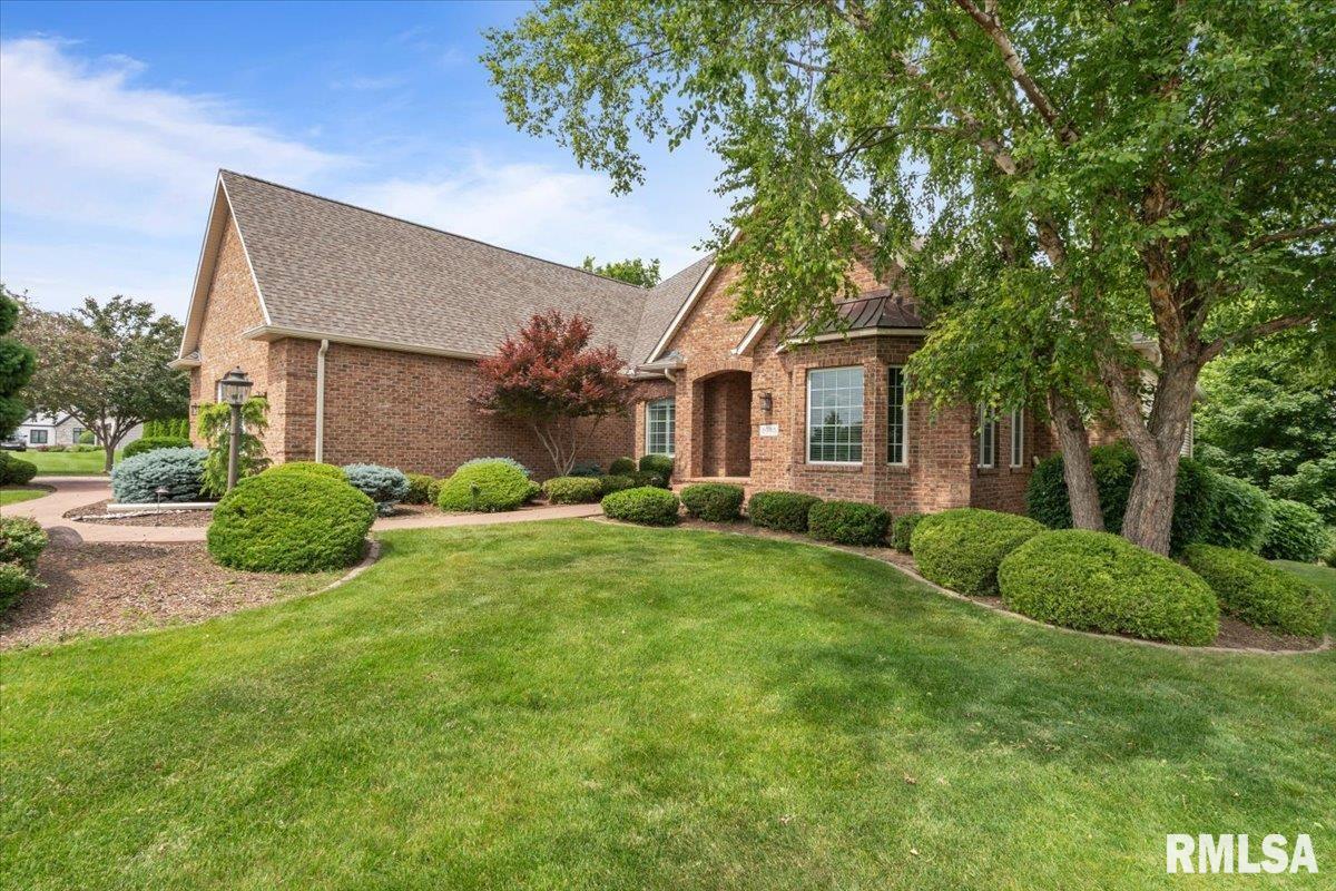5985 Eagle Ridge Road Bettendorf, IA 52722 - Photo 5 of 69