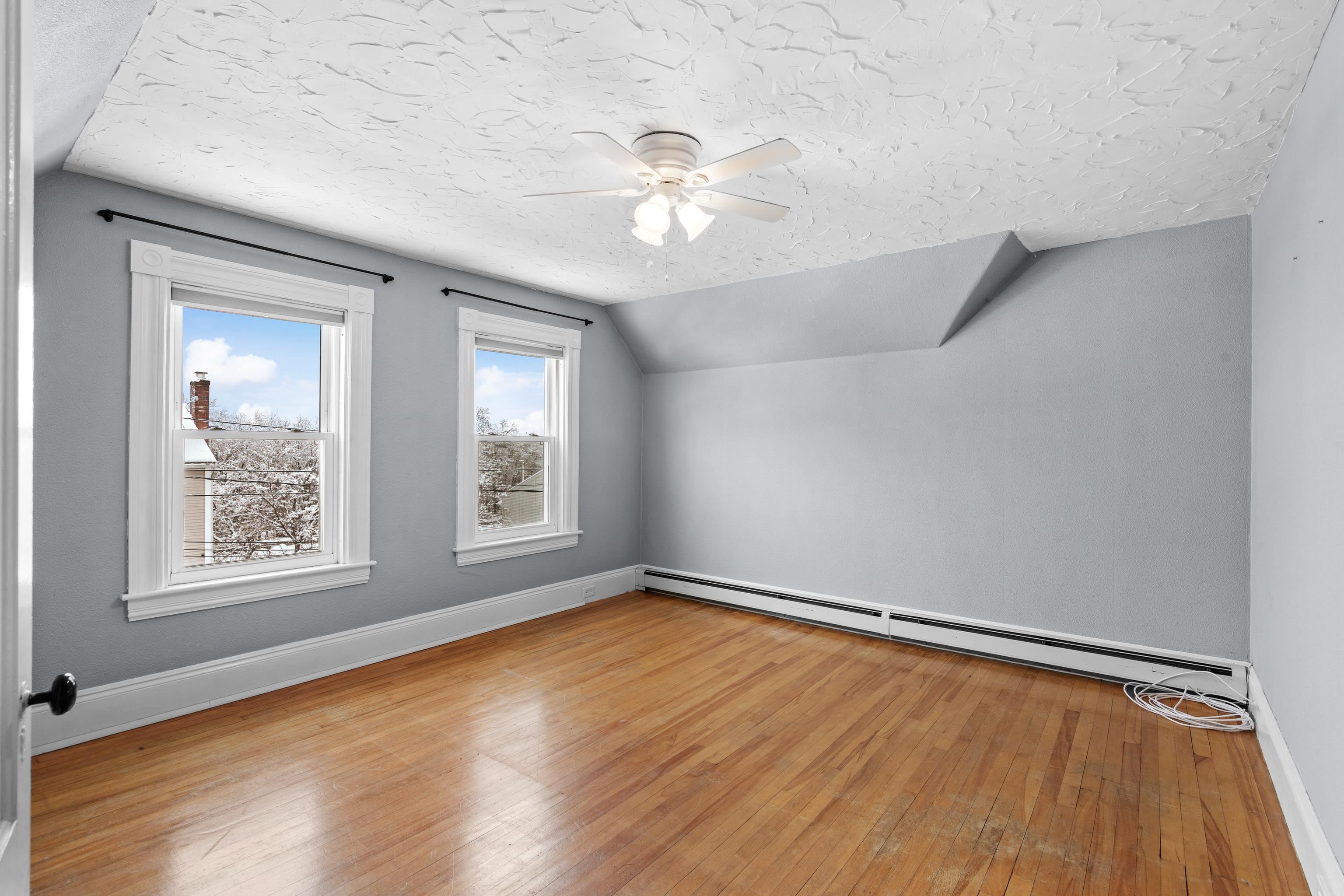 106 Bismark Street Manchester, NH 03102 - Photo 28 of 40