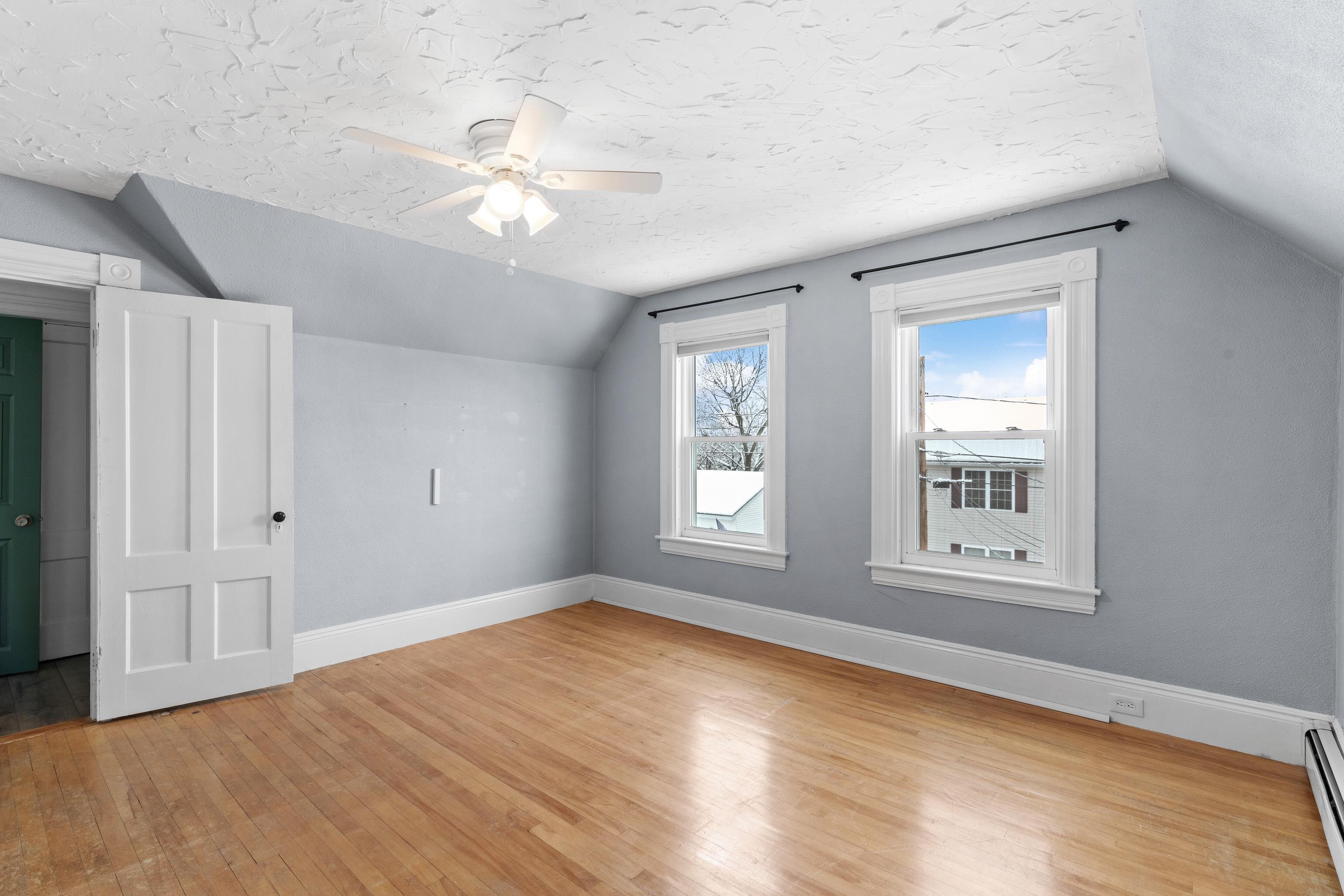 106 Bismark Street Manchester, NH 03102 - Photo 31 of 40