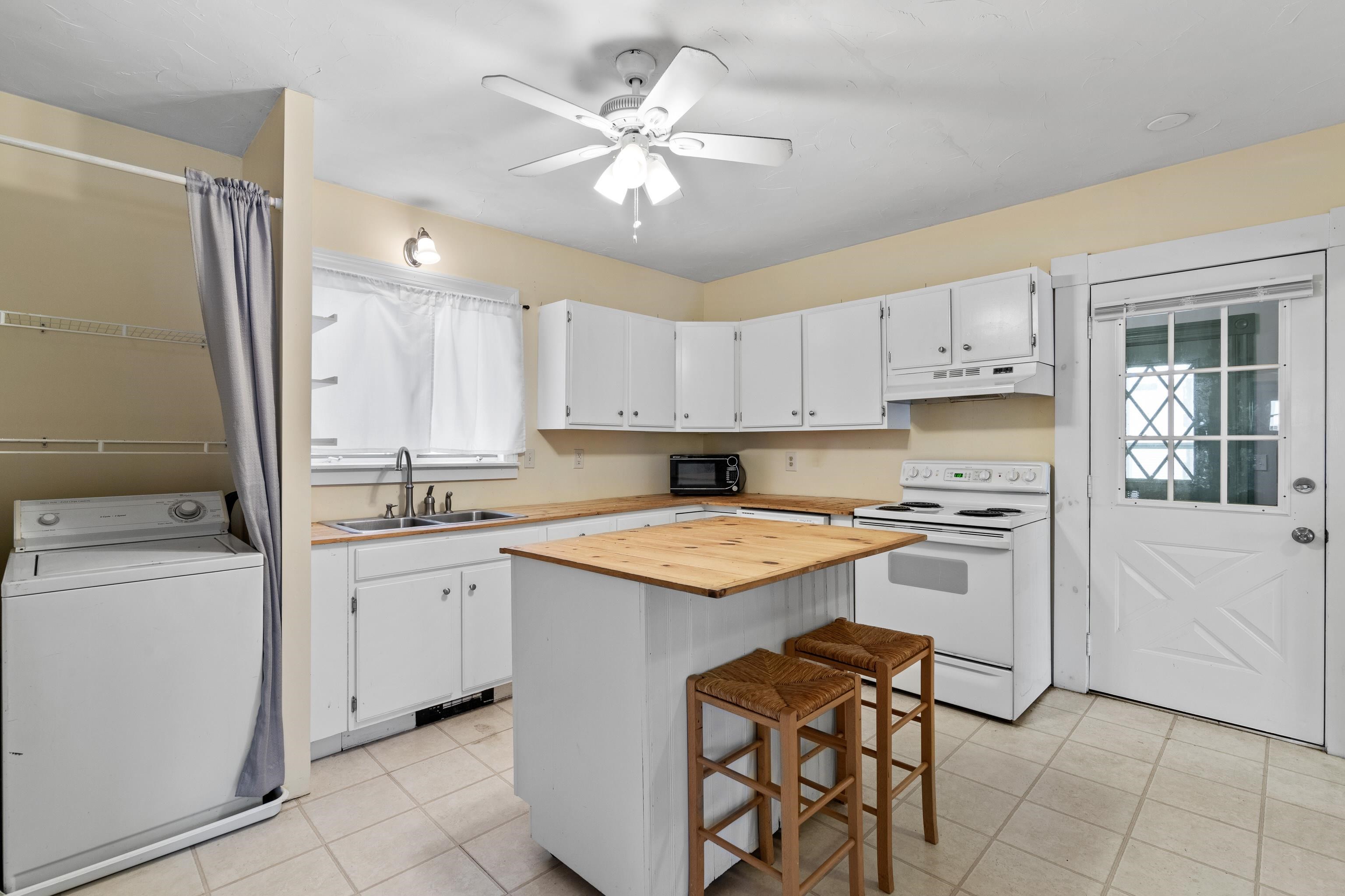 106 Bismark Street Manchester, NH 03102 - Photo 40 of 40