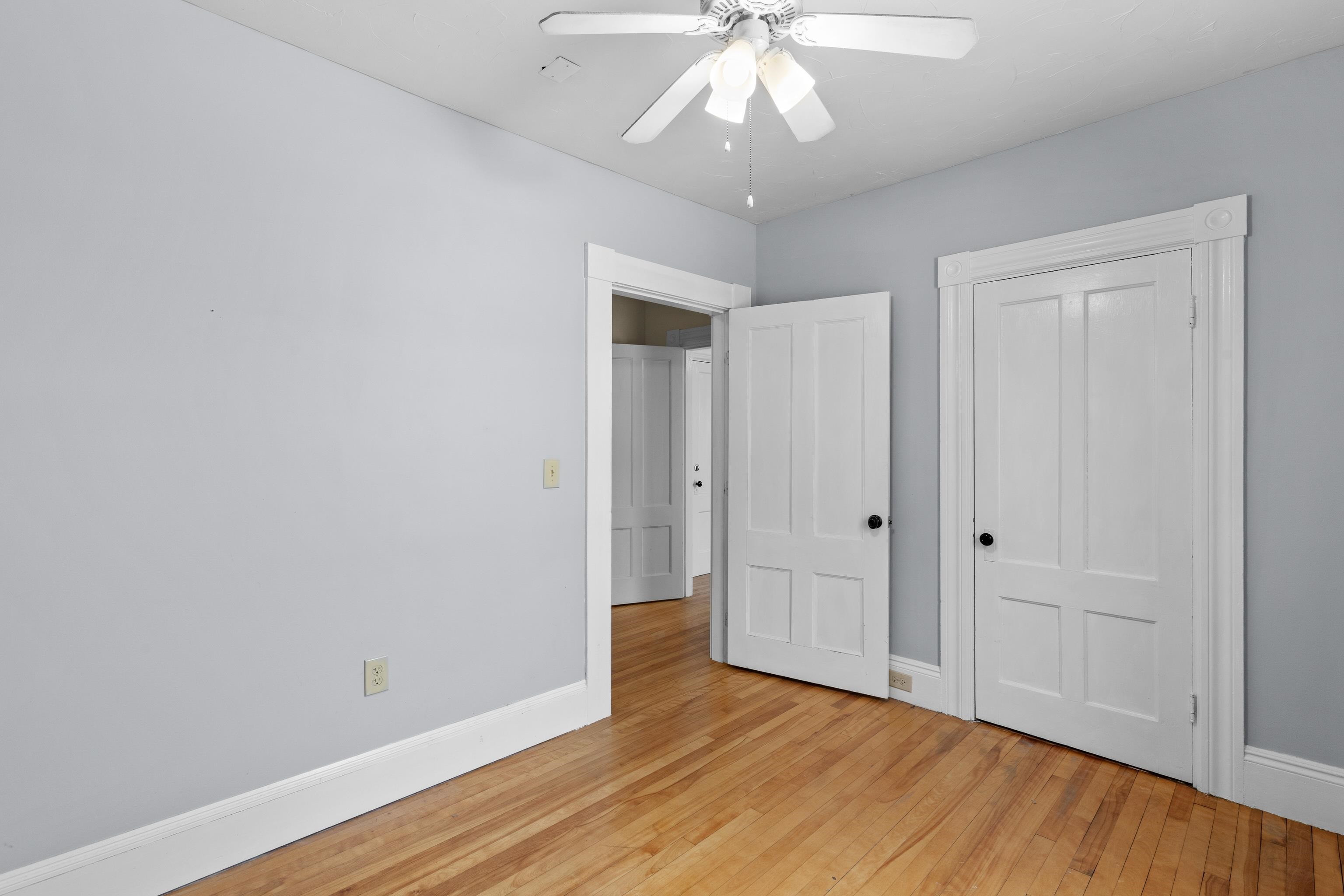 106 Bismark Street Manchester, NH 03102 - Photo 10 of 40