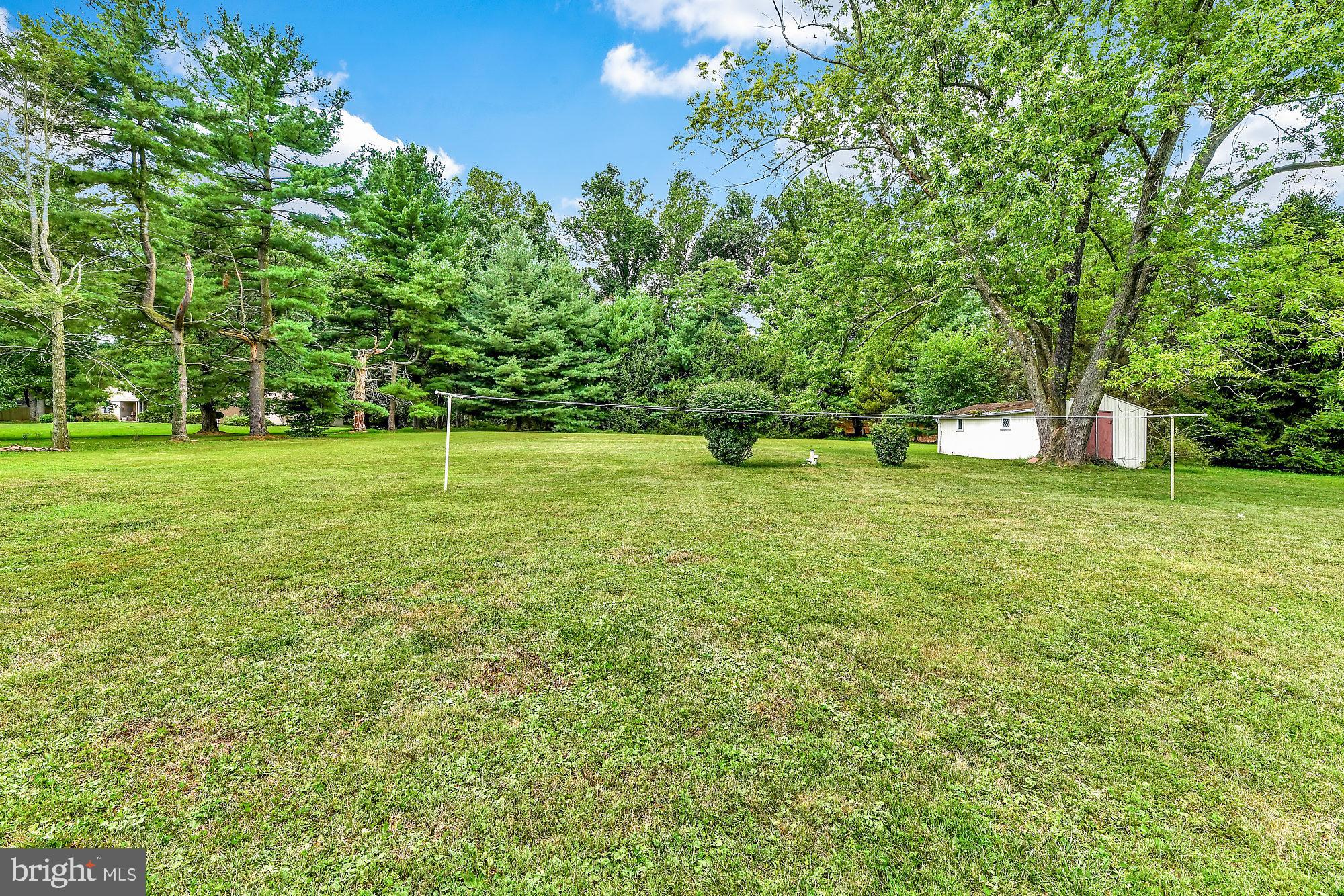 12814 Dover Road Reisterstown, MD 21136 - Photo 26 of 28 Back yard