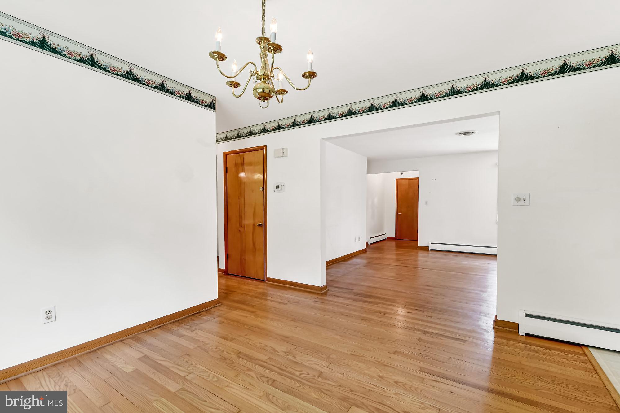 12814 Dover Road Reisterstown, MD 21136 - Photo 6 of 28 Dining Room