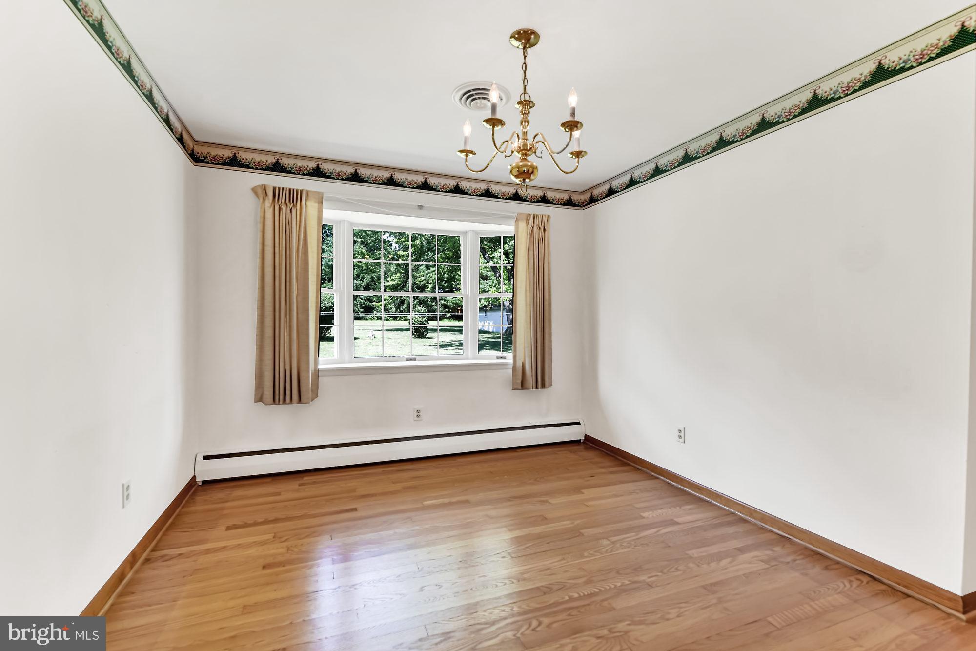 12814 Dover Road Reisterstown, MD 21136 - Photo 7 of 28 Dining Room