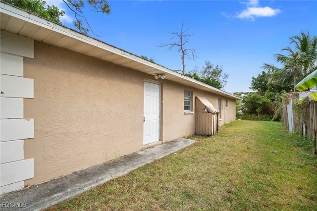 $1,175 | 5449 Tenth Avenue, Fort Myers, FL 33907