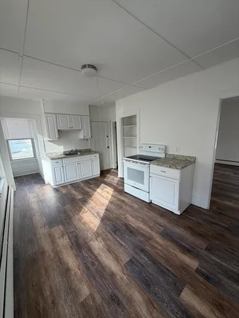 $2,000 | 45 Elliott Street, Unit 2, Beverly, MA 01915