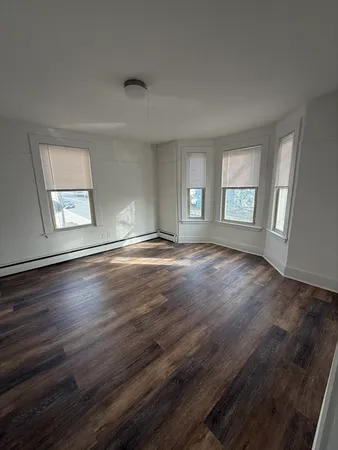 $2,000 | 45 Elliott Street, Unit 2, Beverly, MA 01915