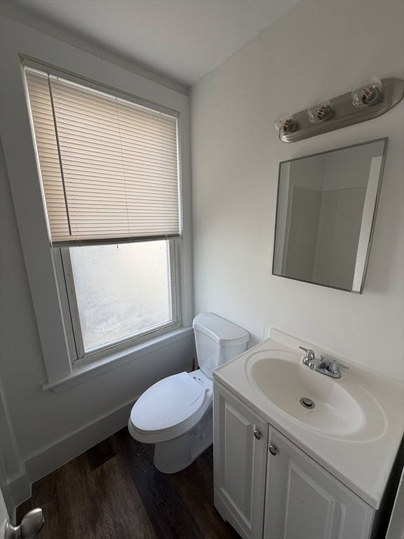 45 Elliott Street, Unit 2 Beverly, MA 01915 - Photo 8 of 8
