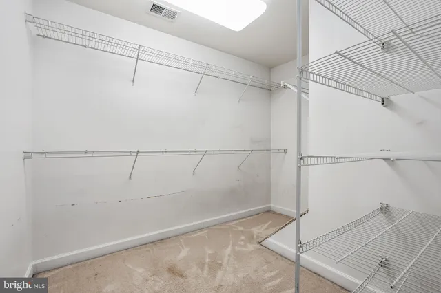 $3,100 | 13600 Salk Street, Unit 131, Herndon, VA 20171