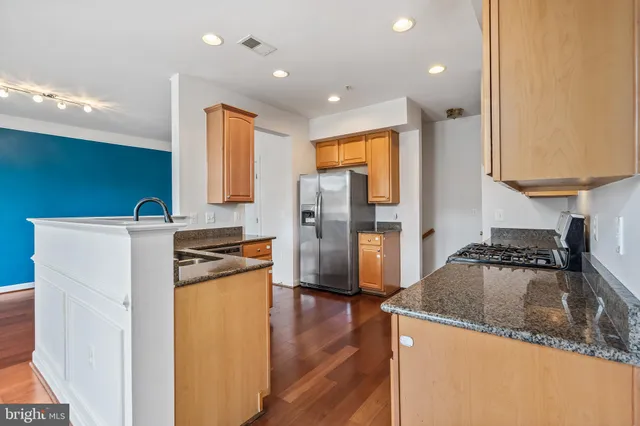 $3,100 | 13600 Salk Street, Unit 131, Herndon, VA 20171