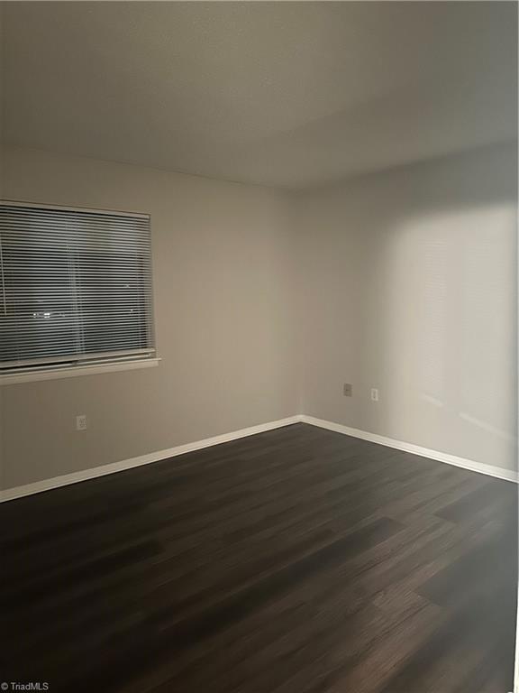 2240 Sunderland Road Winston-Salem, NC 27103 - Photo 4 of 9