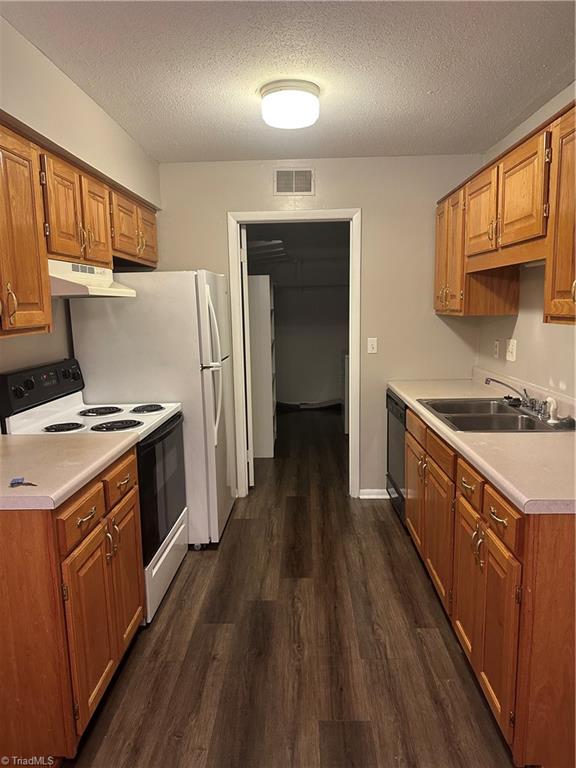 2240 Sunderland Road Winston-Salem, NC 27103 - Photo 7 of 9