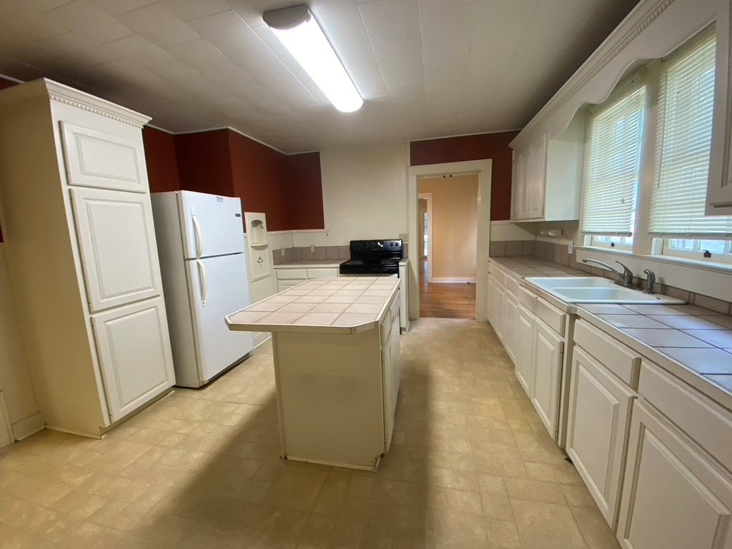 902 Whee McComb, MS 39648 - Photo 3 of 15 Photo 3