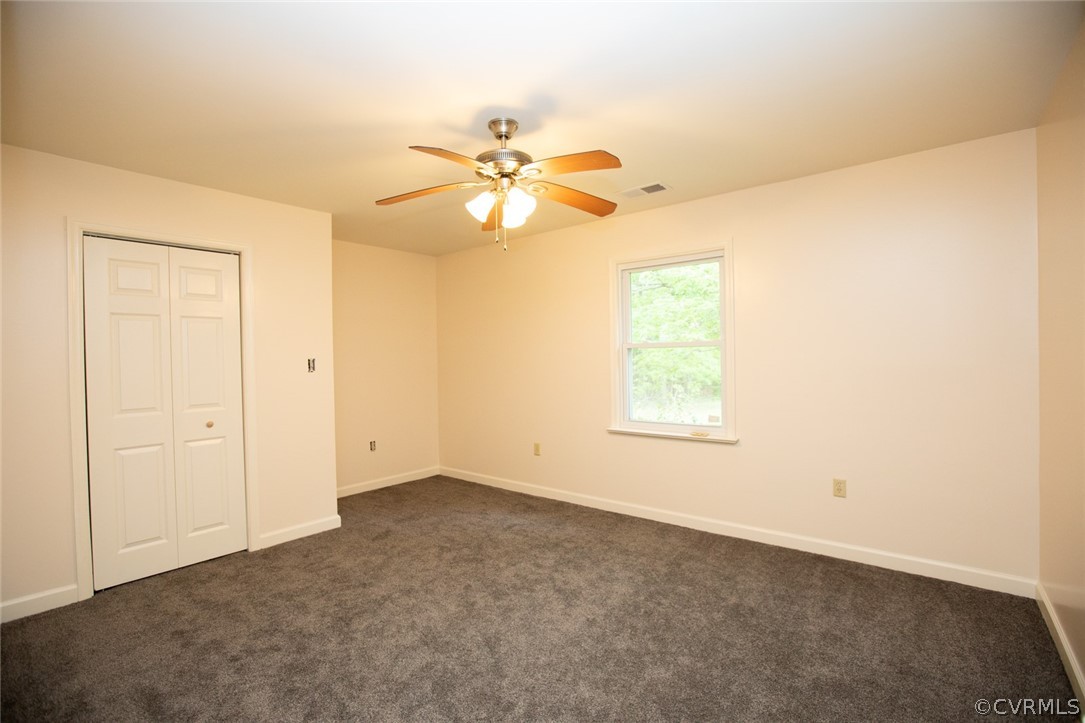 72 Levi Road Green Bay, VA 23942 - Photo 3 of 50 a view of an empty room with a window