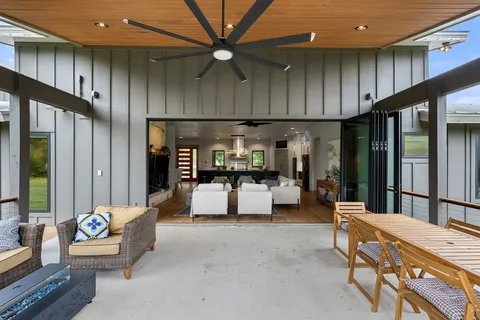 $1,225,000 | 9207 Claxton Drive, Austin, TX 78736