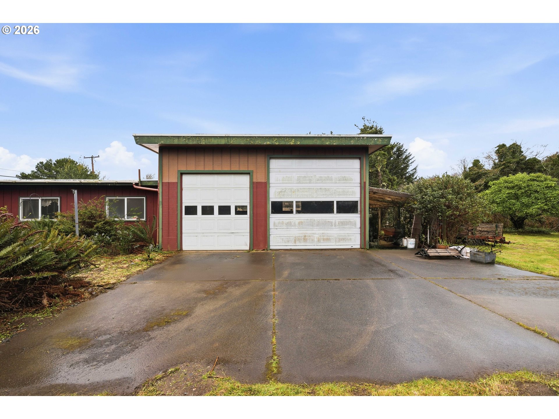 830 Chicago Avenue Southeast Bandon, OR 97411 - Photo 32 of 38