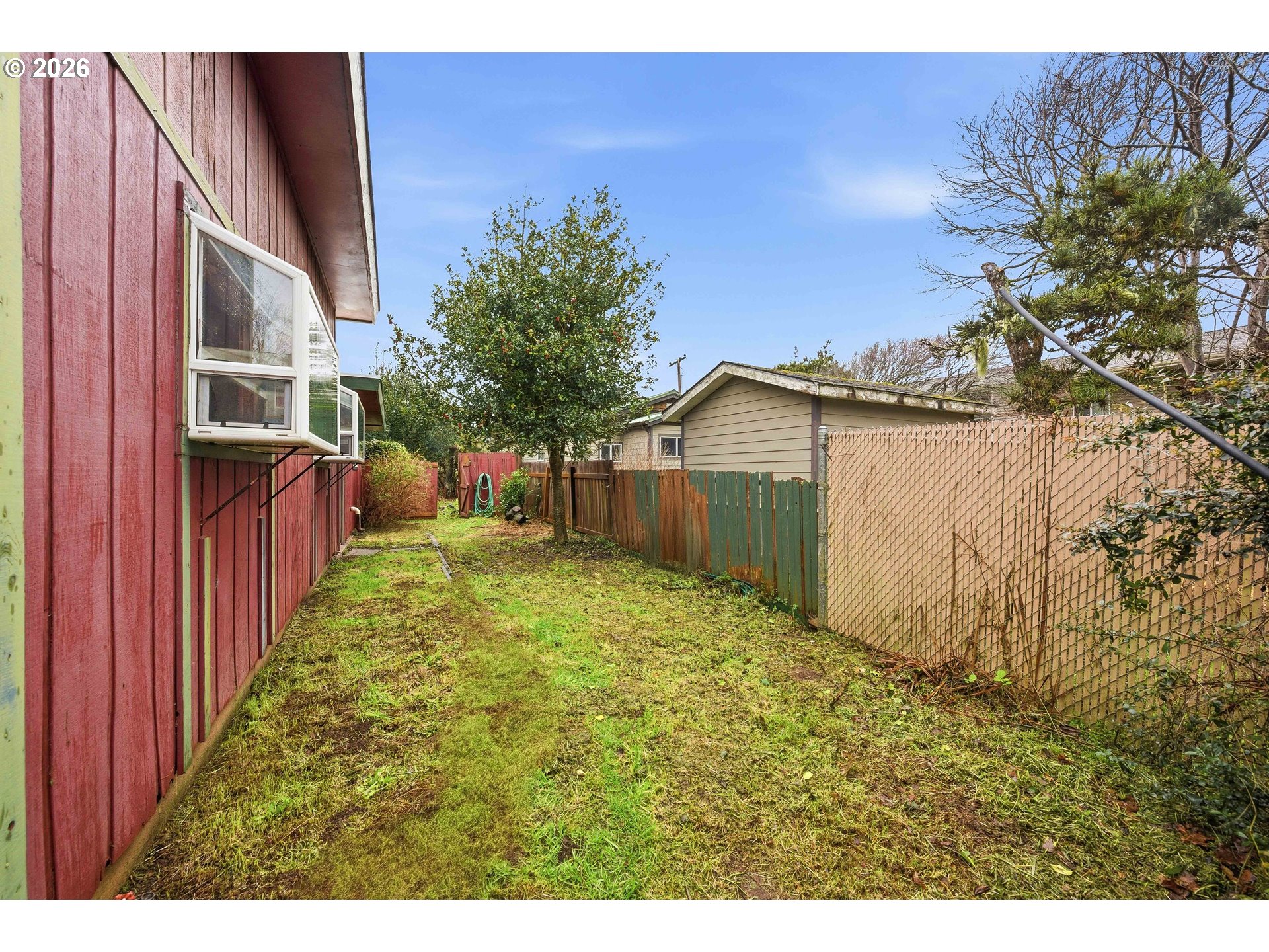 830 Chicago Avenue Southeast Bandon, OR 97411 - Photo 36 of 38
