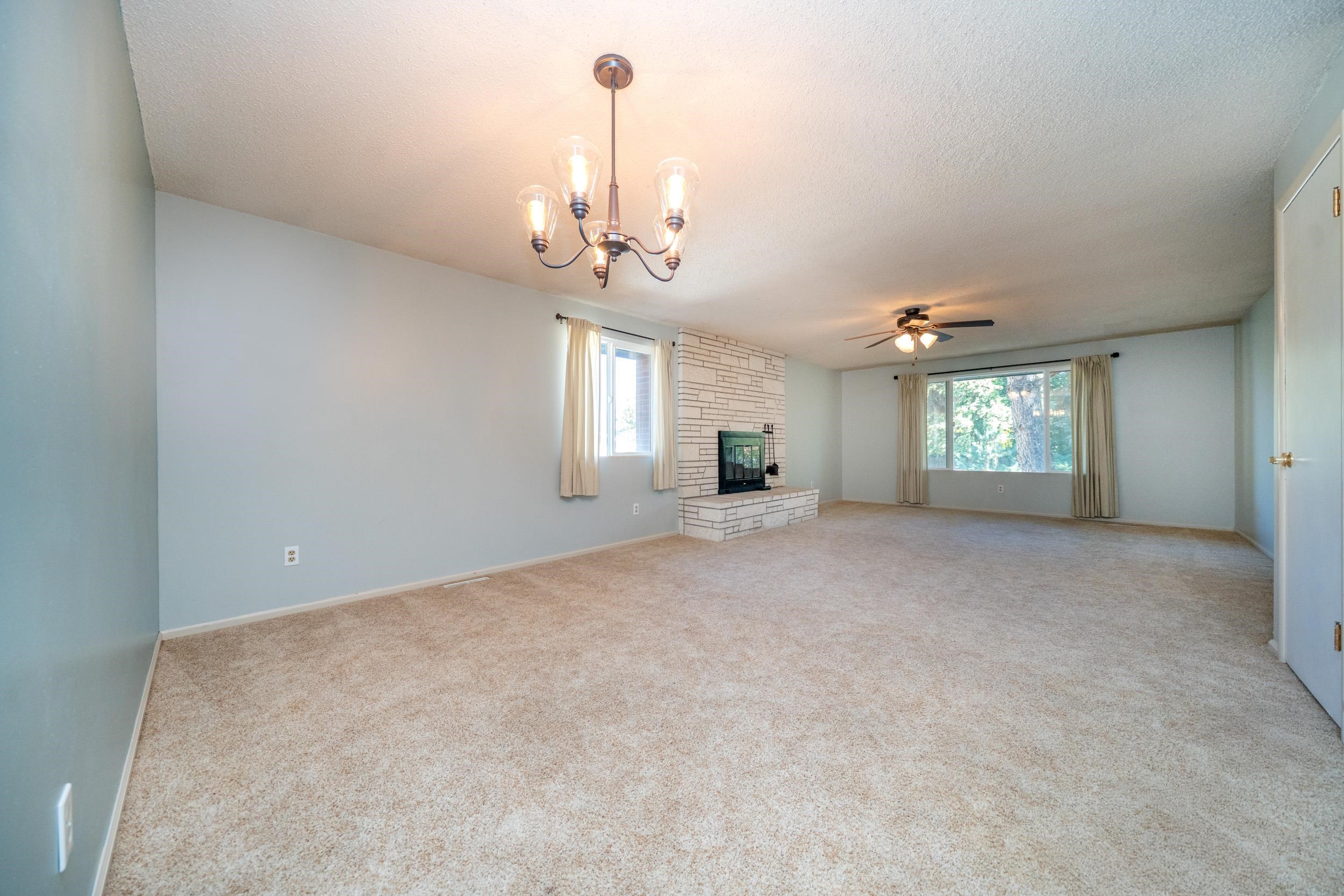 6018 South Stone Street Spokane, WA 99223 - Photo 8 of 50