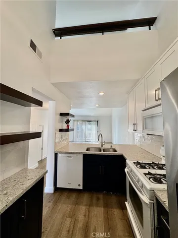 $2,800 | 123 Lemon Grove, Unit 251, Irvine, CA 92618