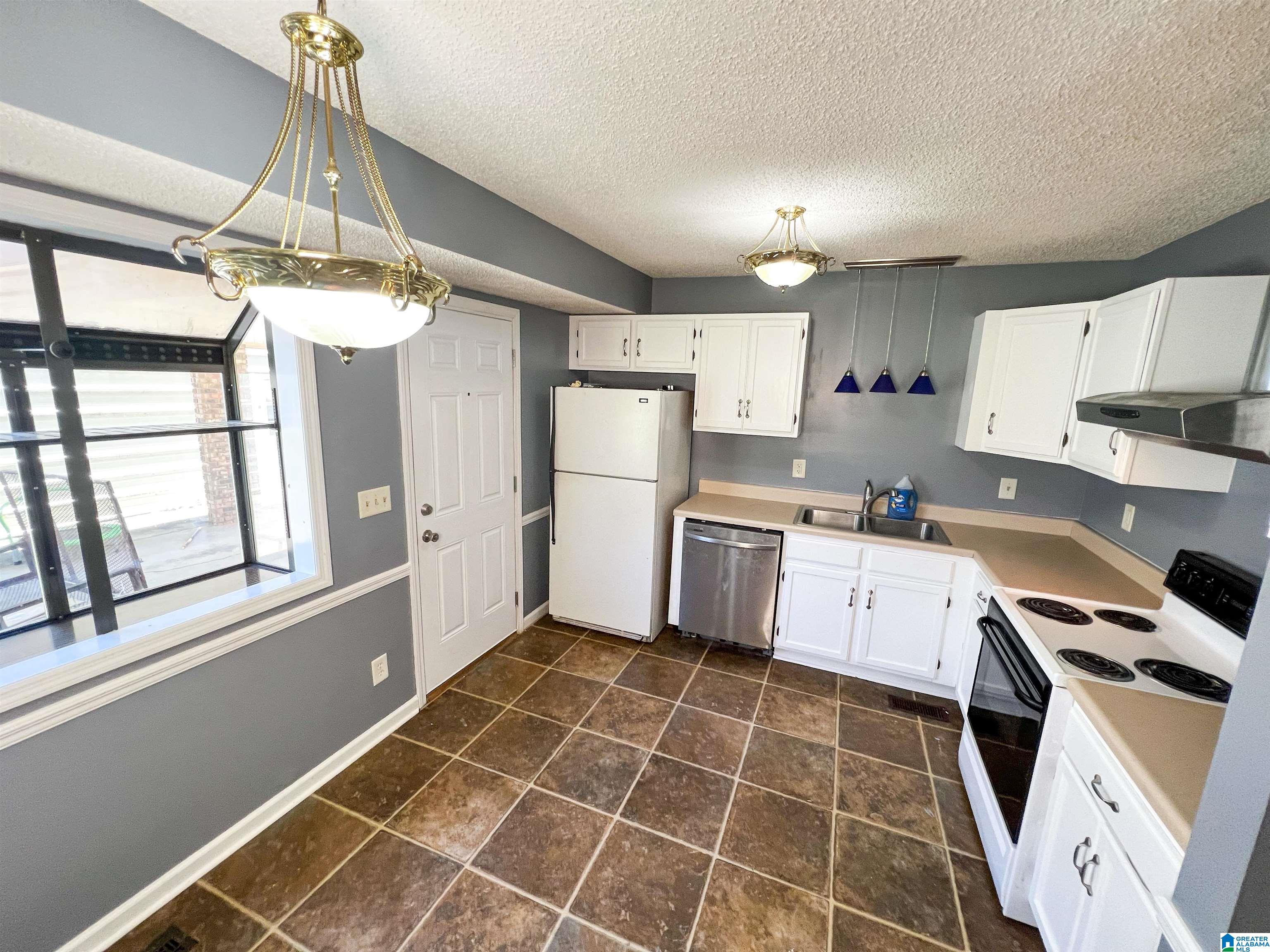 5201 Glade Road Anniston, AL 36206 - Photo 6 of 27