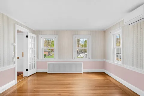 $950,000 | 293 Florence Road, Waltham, MA 02453