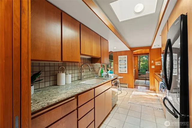 $1,495,000 | 18710 88th Avenue West, Edmonds, WA 98026