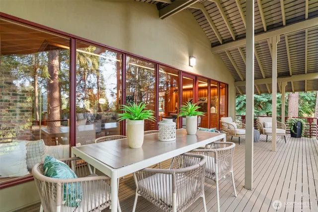 $1,495,000 | 18710 88th Avenue West, Edmonds, WA 98026