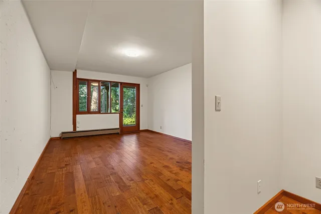 $1,495,000 | 18710 88th Avenue West, Edmonds, WA 98026