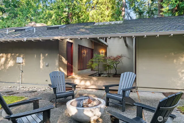 $1,495,000 | 18710 88th Avenue West, Edmonds, WA 98026