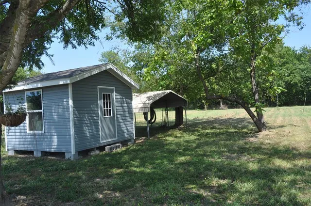 $184,900 | 964 Farm Road 900, Saltillo, TX 75478