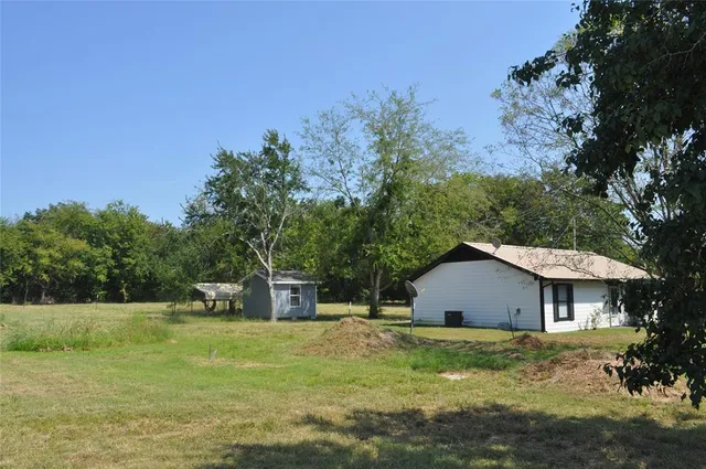 $184,900 | 964 Farm Road 900, Saltillo, TX 75478