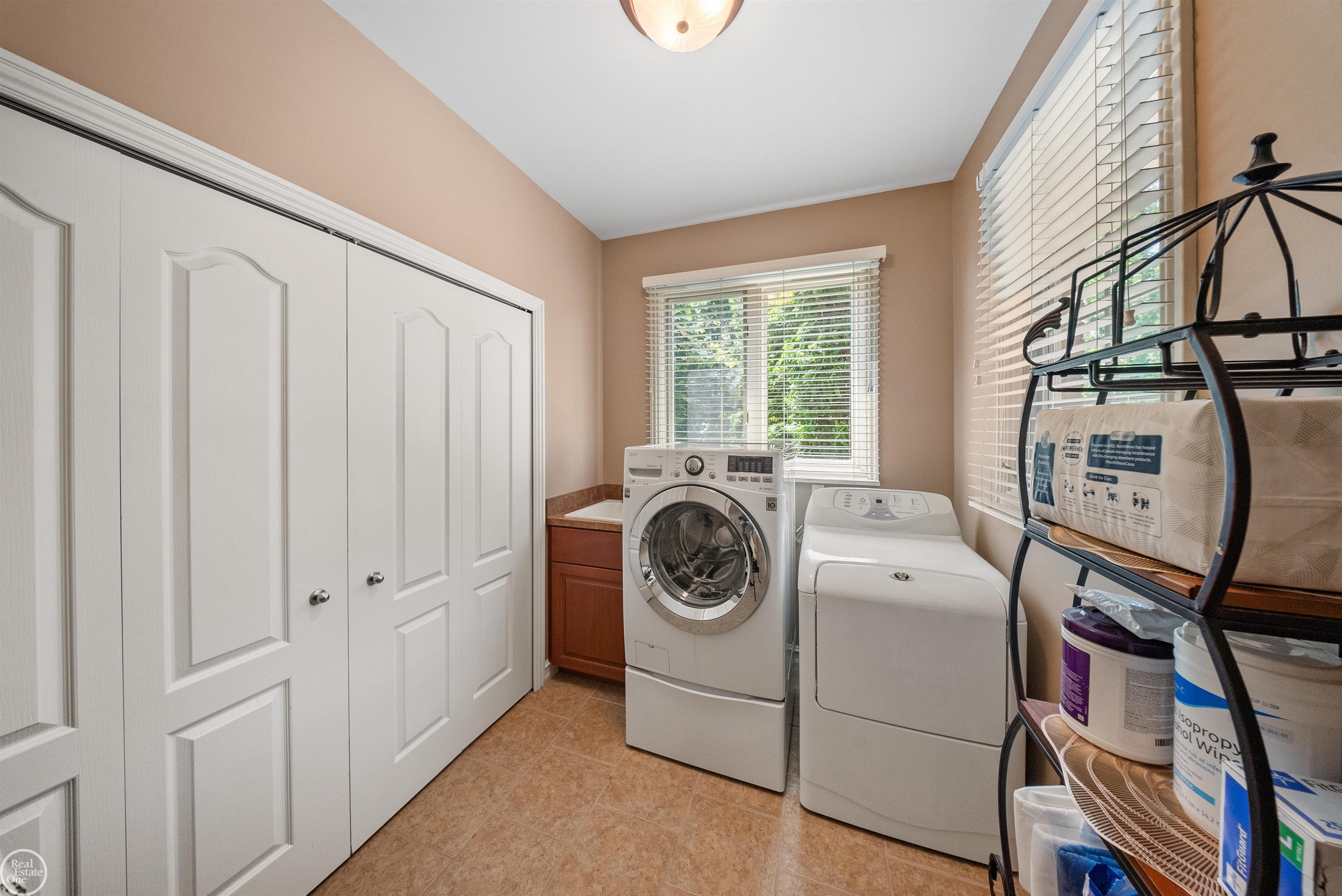 13046 Partridge Run Utica, MI 48315 - Photo 40 of 51