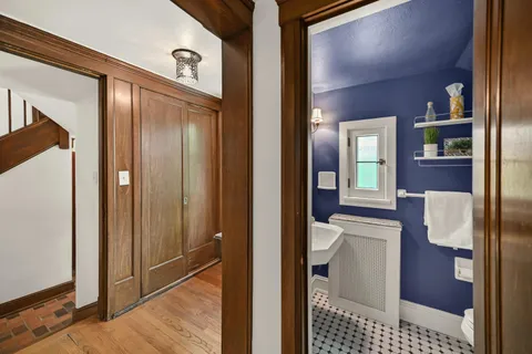 $1,395,000 | 3445 North Lake Drive, Milwaukee, WI 53211