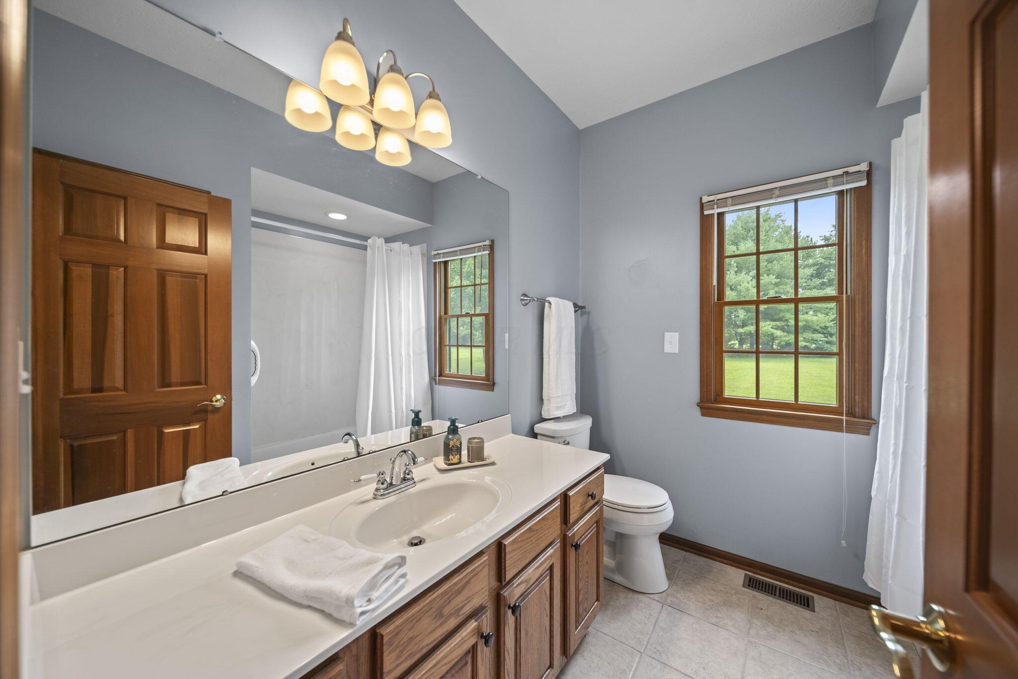 2627 Miller-Paul Road Galena, OH 43021 - Photo 37 of 72 shared bathroom