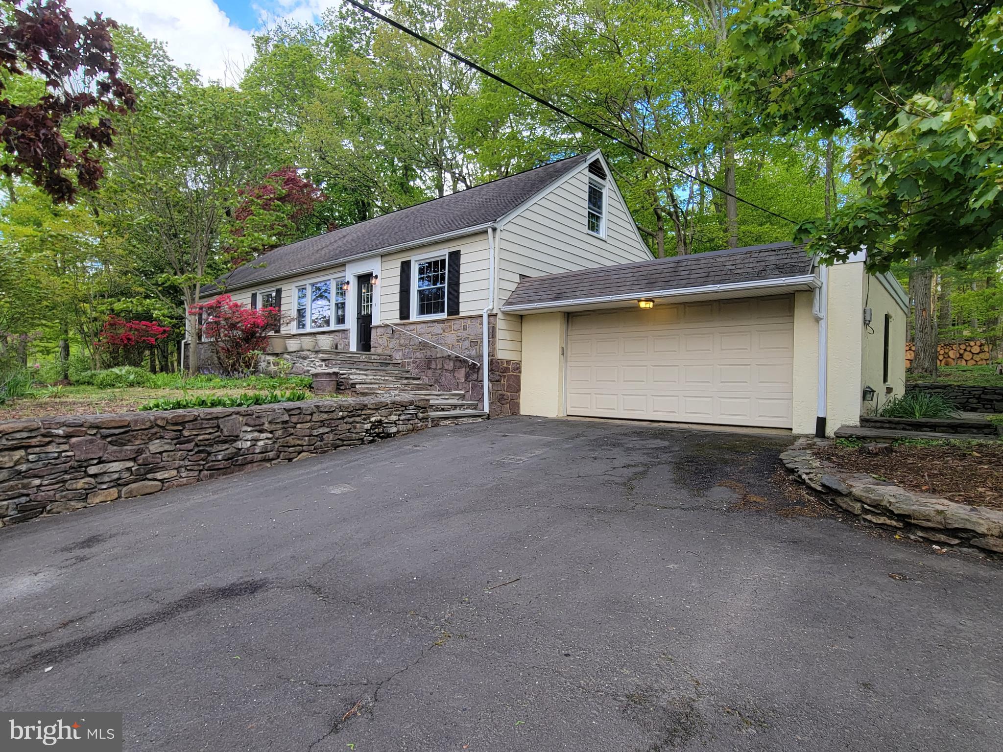 3702 Windy Bush Road New Hope, PA 18938 - Photo 2 of 57 Gallery Image 2
