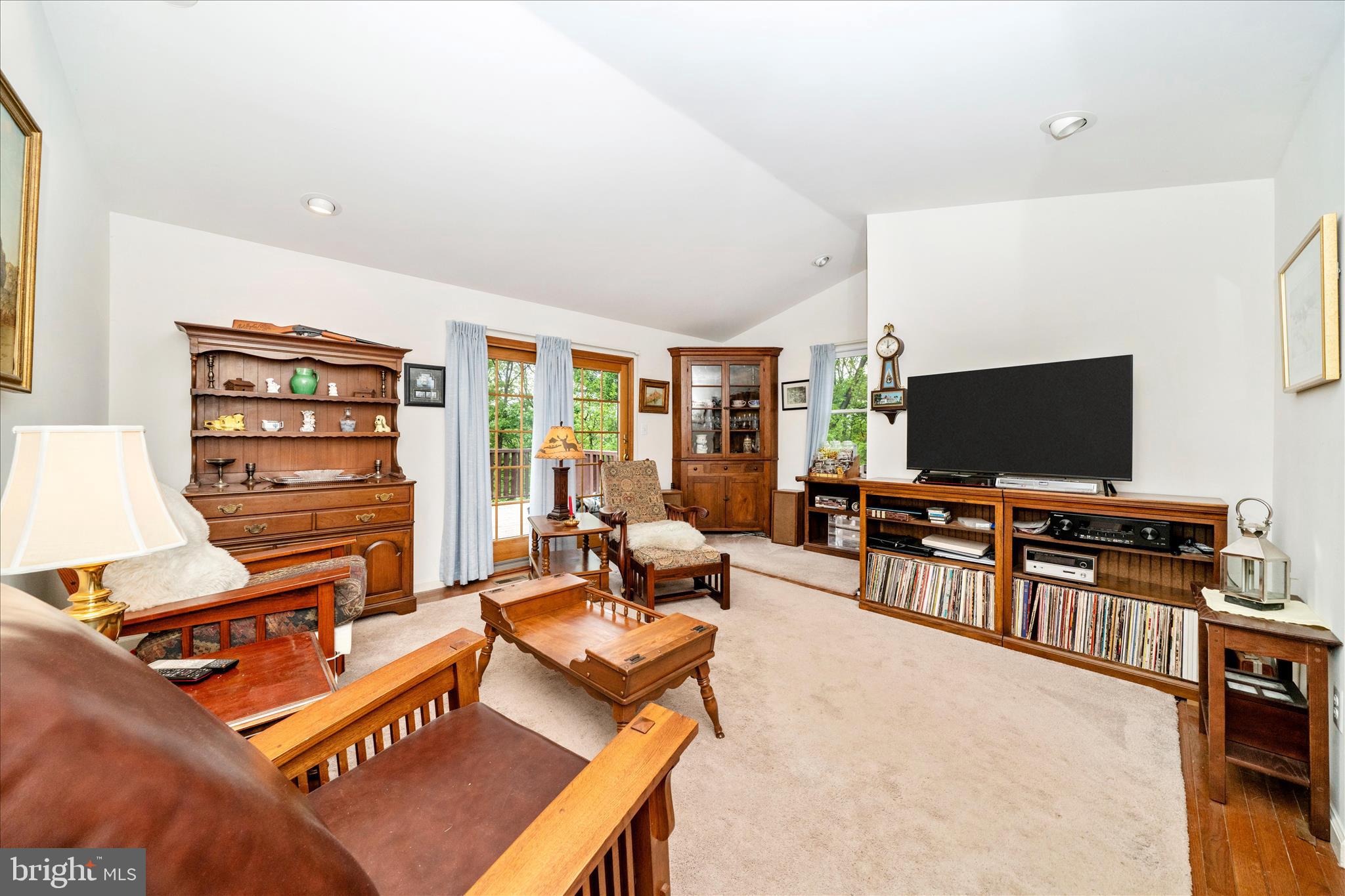 20807 Townsend Road Rohrersville, MD 21779 - Photo 14 of 63 Family Room