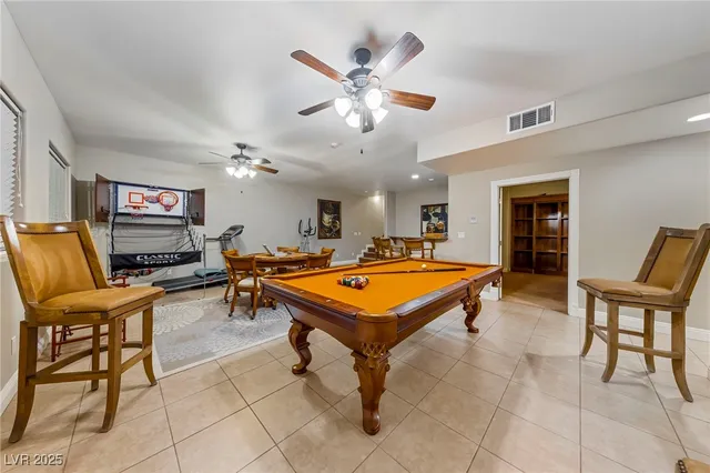 $7,500 | 200 West Desert Rose Drive, Henderson, NV 89015