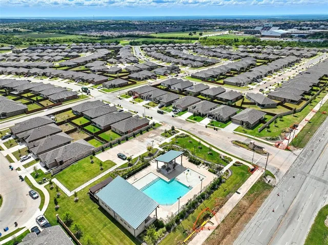 $2,300 | 8577 Big Apple Drive, Fort Worth, TX 76179