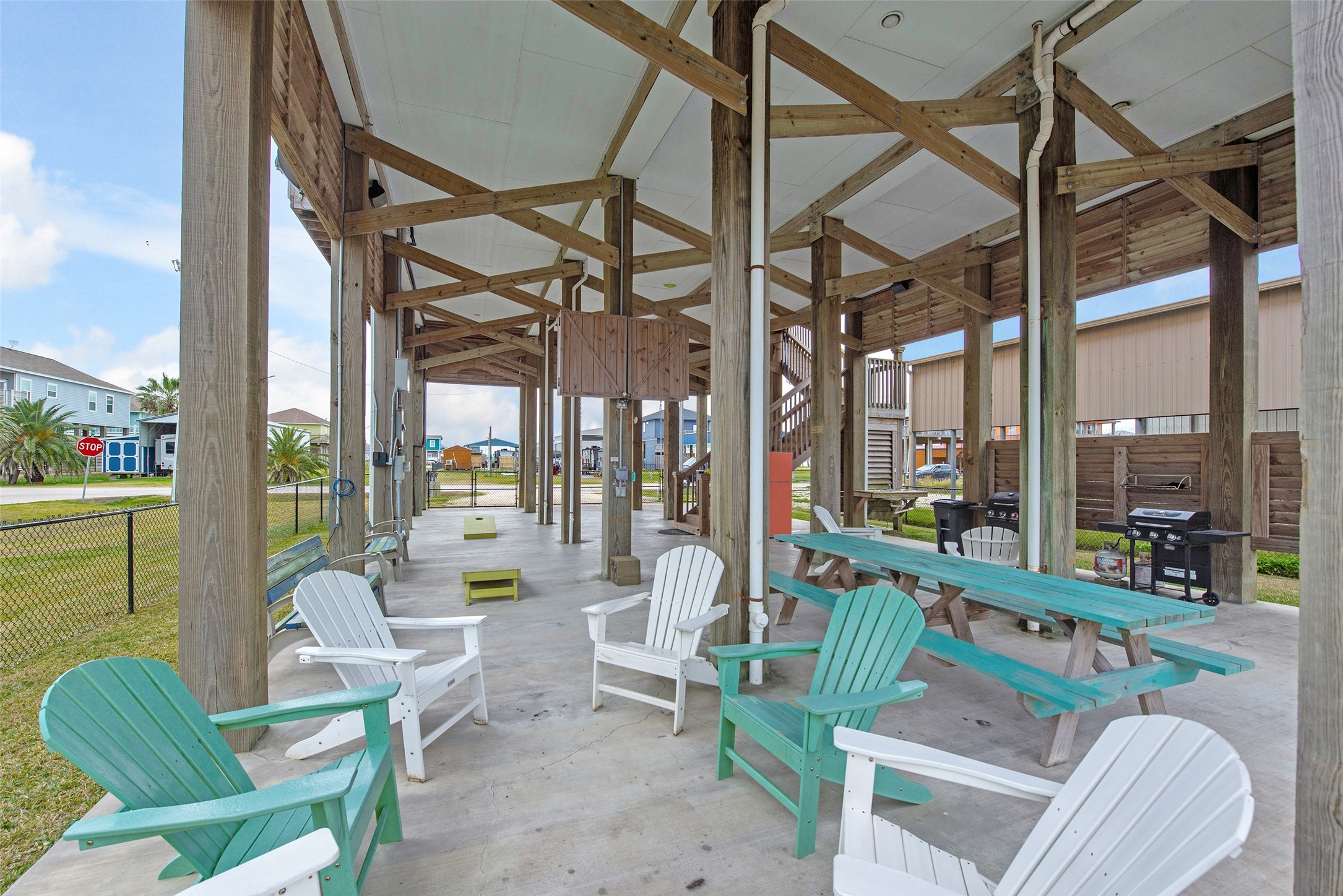 858 E Road Crystal Beach, TX 77650 - Photo 14 of 46
