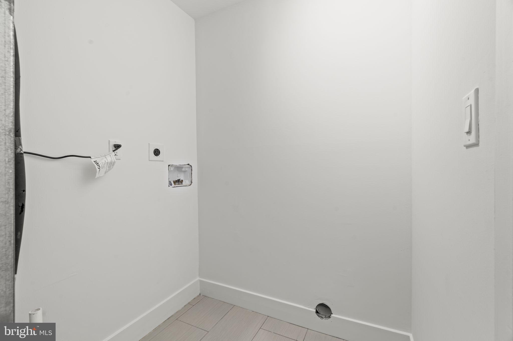 1244 South 20th Street, Unit 2 Philadelphia, PA 19146 - Photo 27 of 28 a view of small space