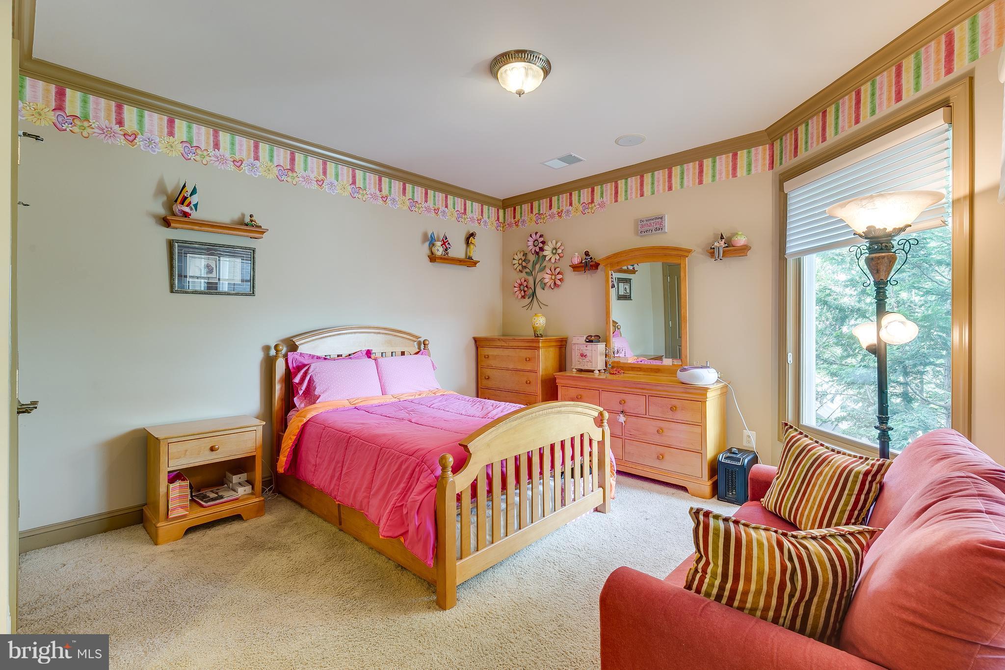 8299 Roxborough Loop Gainesville, VA 20155 - Photo 23 of 30 Bedroom